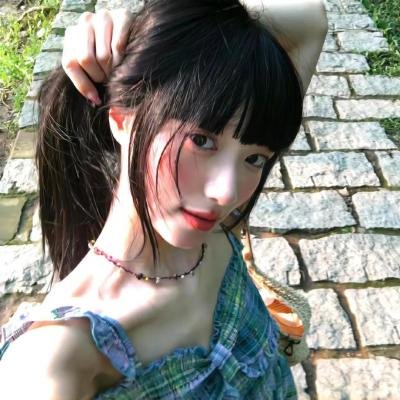 蒙娜丽莎与血月亮